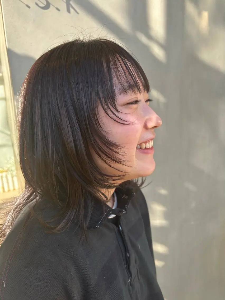 ミディアム 顔まわりレイヤー 顔周りカット レイヤーカット ブリーチ/ヘアセット 🪞🌙minamiのヘアスタイル