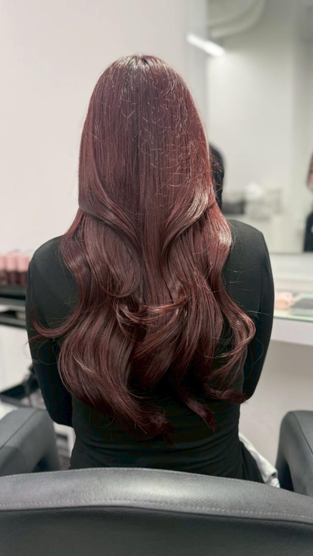 カラー 中×韓mix🥀秋色 ワンホンヘア🤍のヘアスタイル
