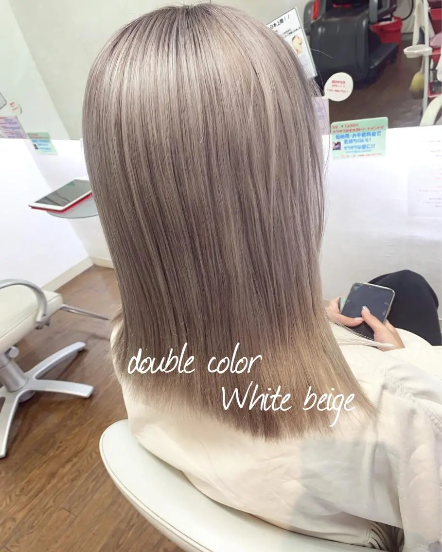 ミディアム カラー ベージュカラー ダブルカラー ホワイトベージュ ヘアカラー GLAD 萩原のヘアスタイル