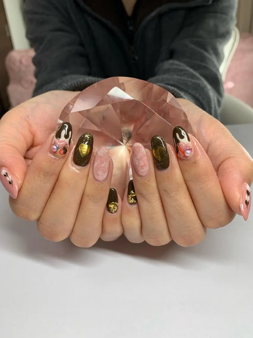 ネイル RuxuryNail ／RiAnnaのネイルデザイン