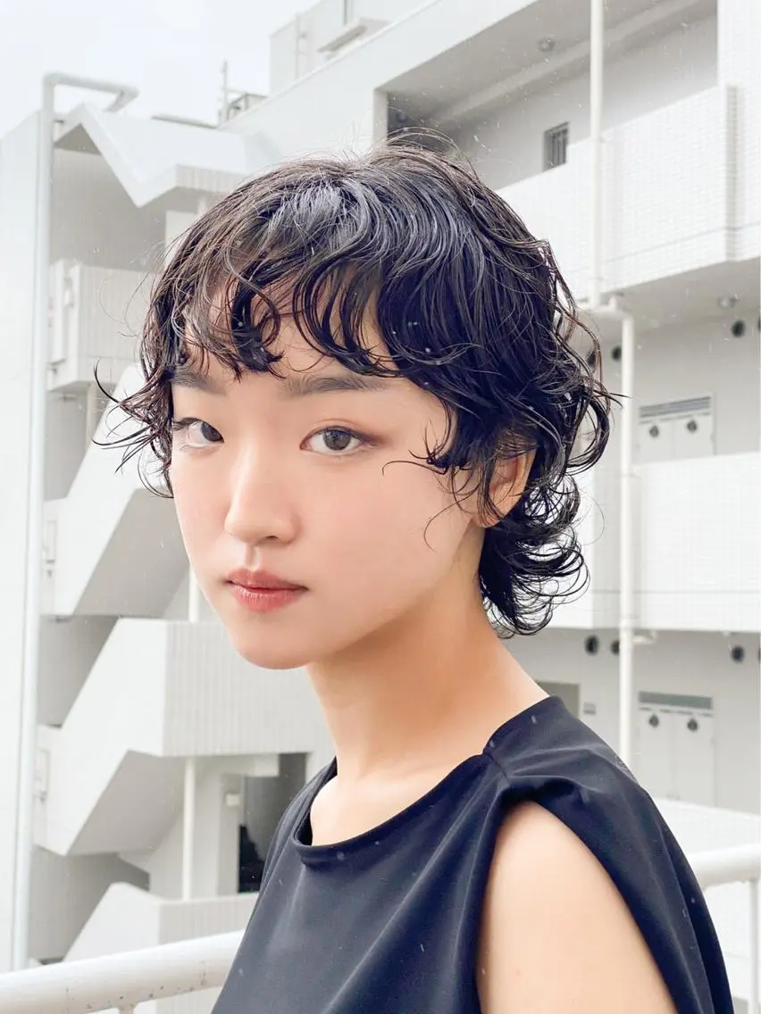ミディアム ミディアムパーマ ウルフカット 加藤 佑哉のヘアスタイル