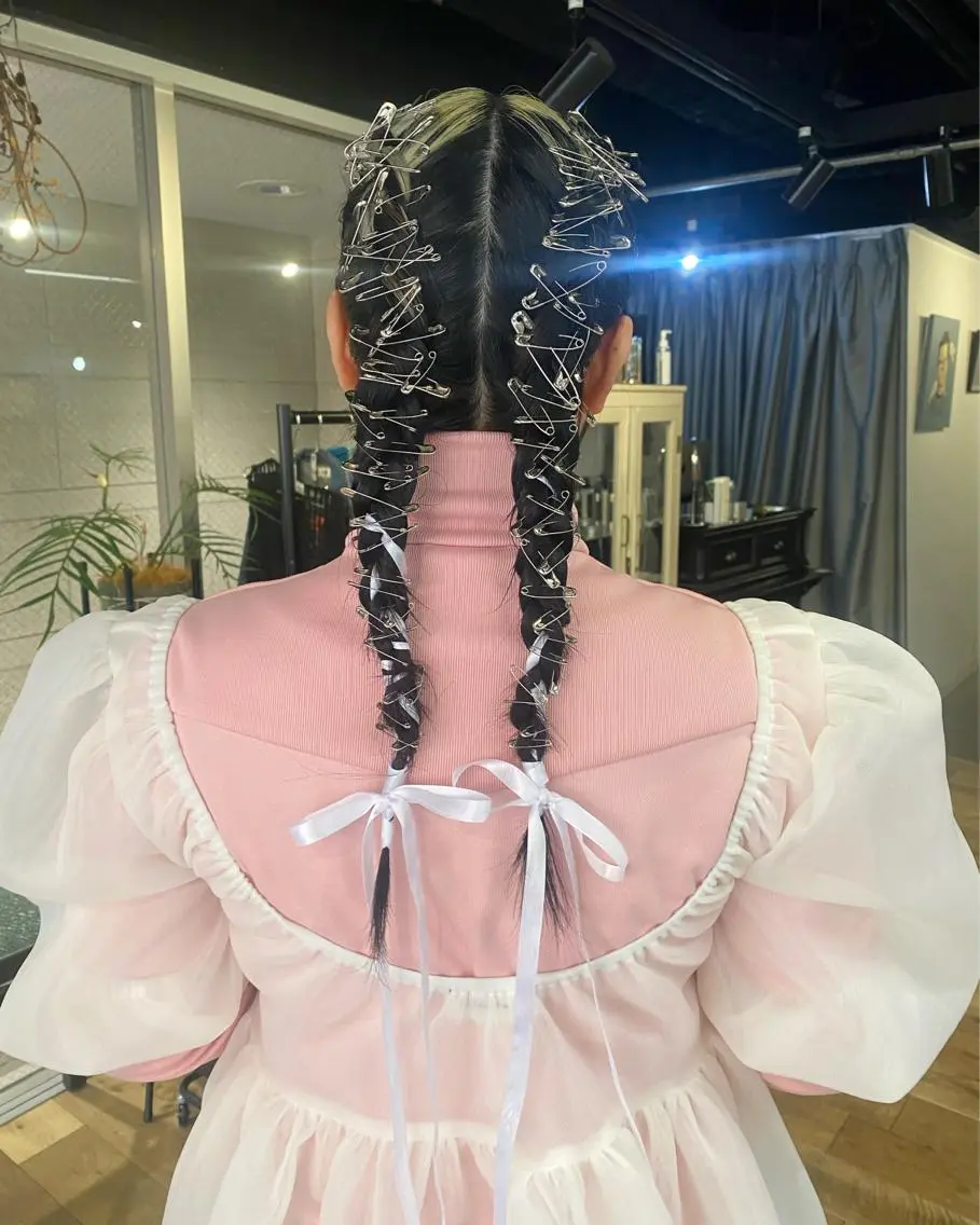 ミディアム カラー ヘアアレンジ ウルフカット モデル募集中!ミカのヘアスタイル