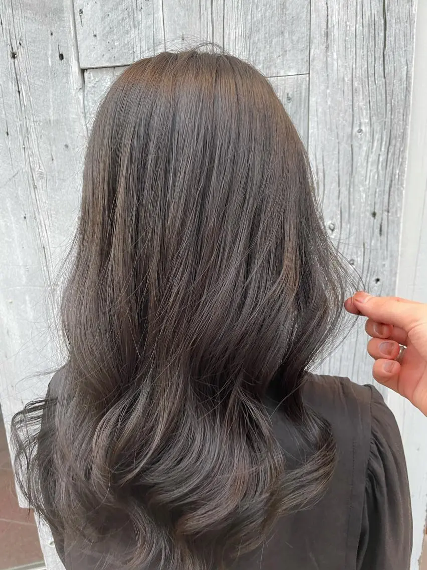 カラー カット ヘアカラー トリートメント ヘッドスパ 【店長】インナー指名 No.1戸塚優思のヘアスタイル