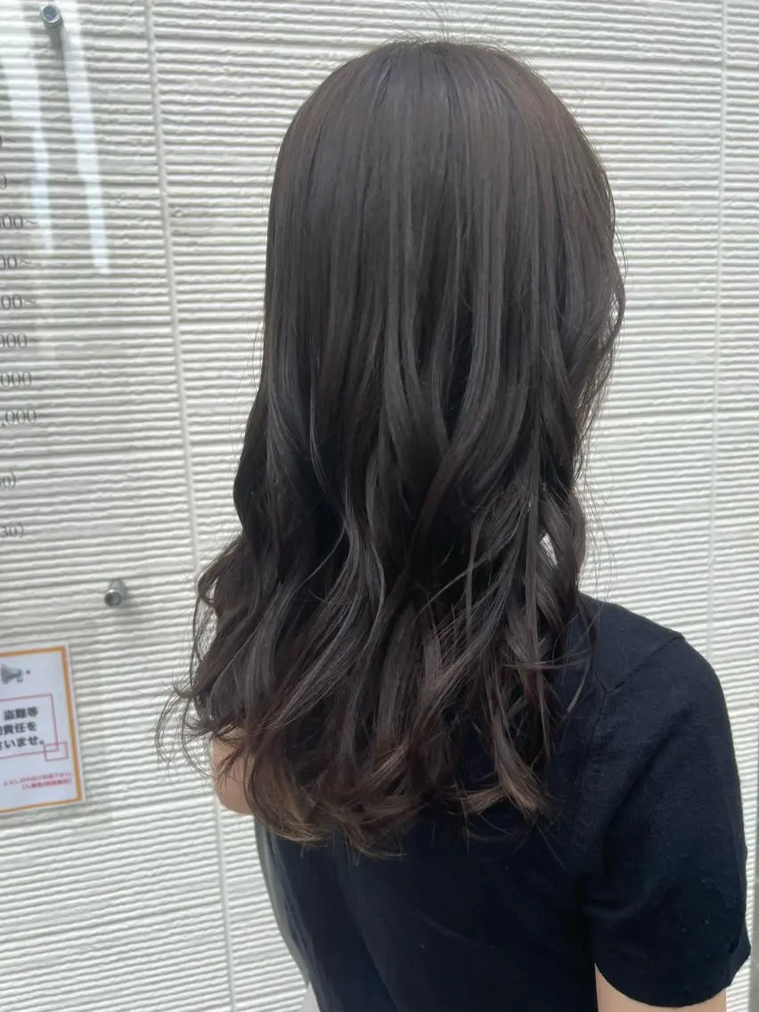 セミロング カット ヘアカラー ROZAgerme 落海一花🦋のヘアスタイル