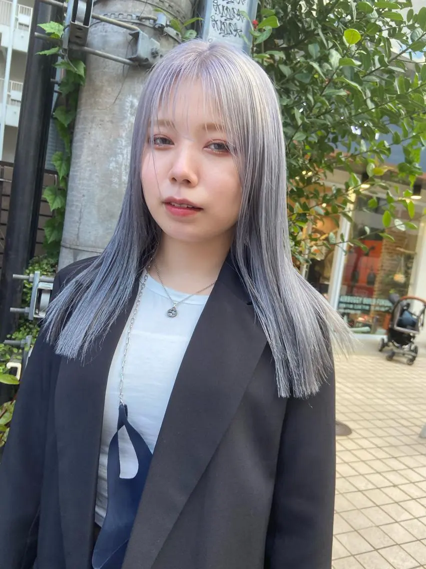 セミロング カラー 黒髪 ハイトーンカラー エクステ 卒業式のヘアスタイル ヘアカラー トリートメント 松尾太樹 【pia】福岡美容室のヘアスタイル