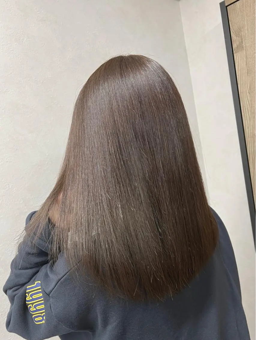 カラー バレイヤージュ ブリーチ ケアブリーチ ダブルカラー イヤリングカラー 🌷かわばた めい🌷のヘアスタイル