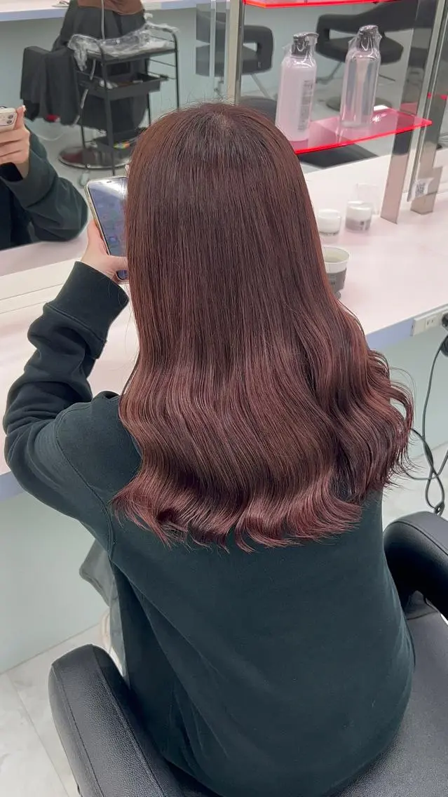 セミロング カラー ヘアアレンジ ヘアカラー トリートメント ブリーチなしの達人 🌈KAITOのヘアスタイル