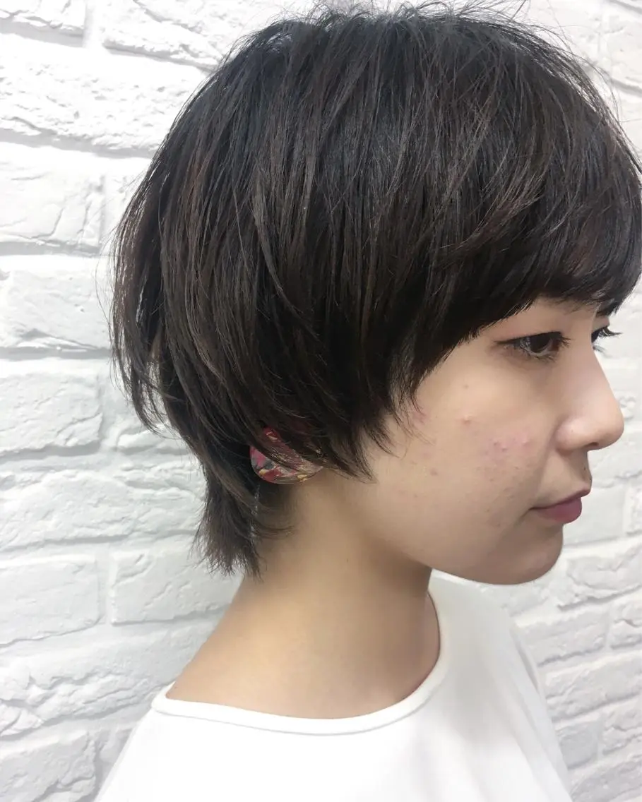 ショート カラー ウルフカット 山口 悟のヘアスタイル