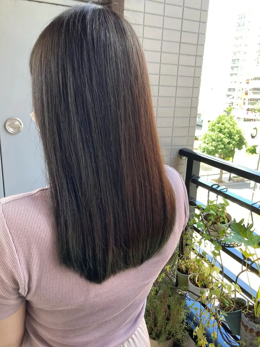 ロング カラー 大方 いくみのヘアスタイル