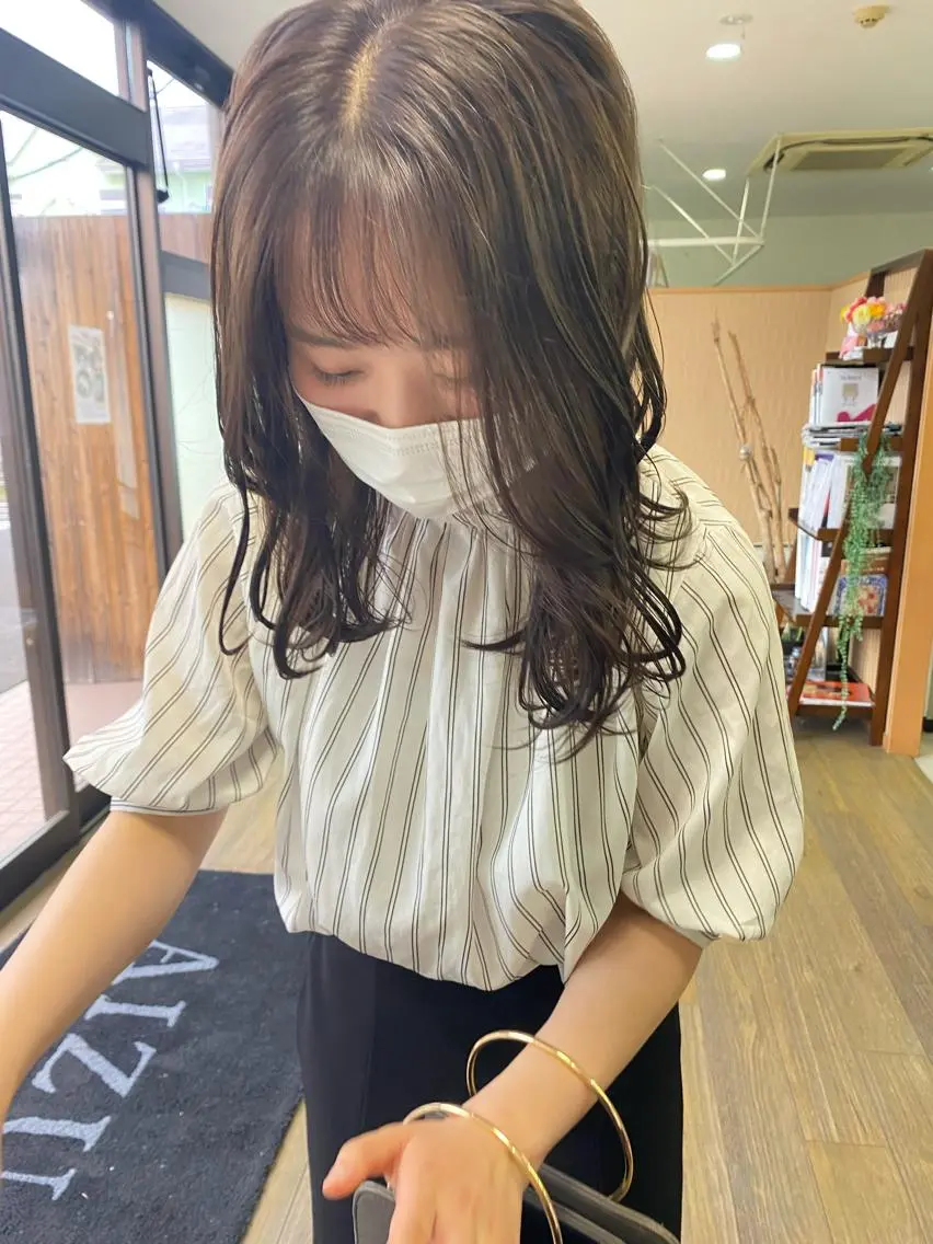 ミディアム カラー ブリーチカラー🫧 森　凪沙のヘアスタイル