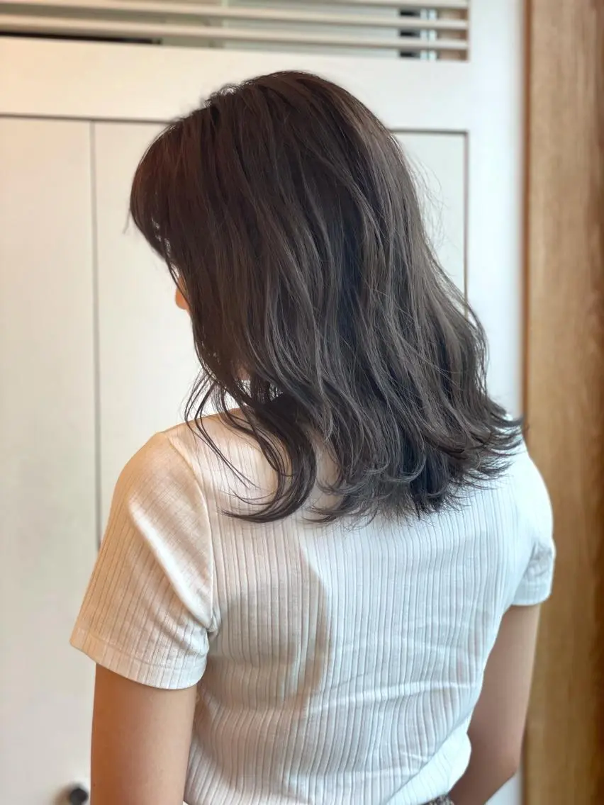 セミロング カラー 透明感カラー 🍊mai🍊 似合わせスタイル🌿のヘアスタイル