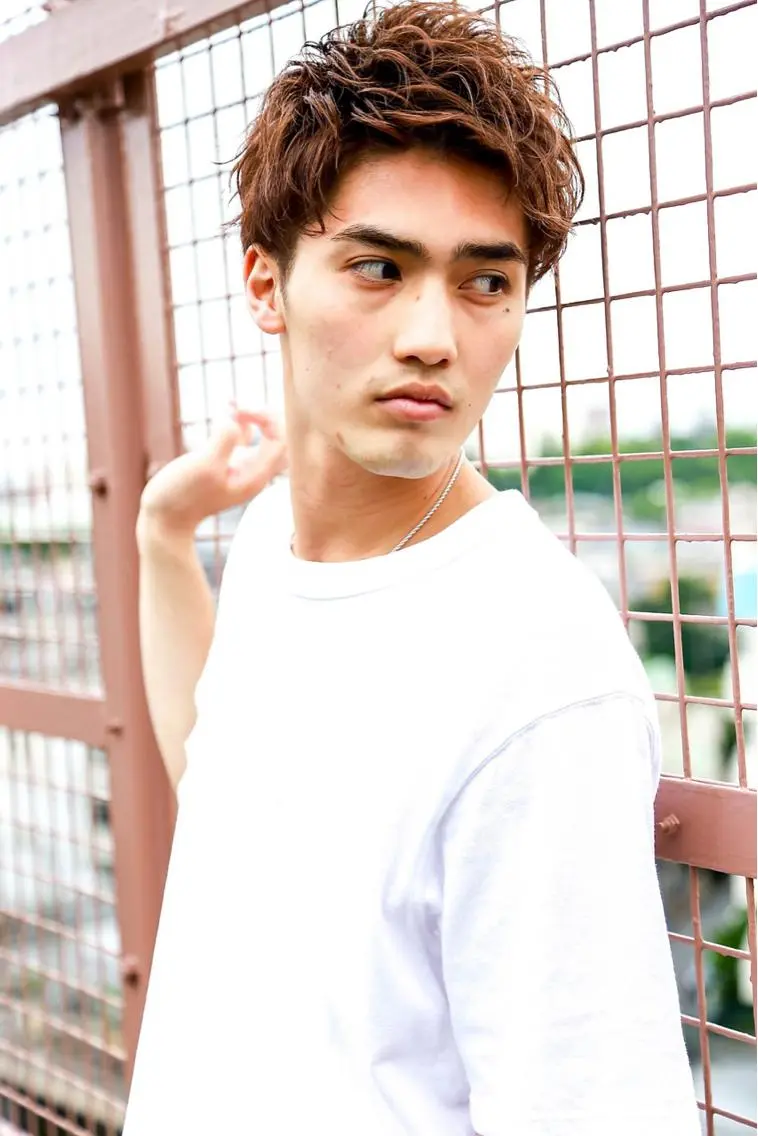メンズ ✨ブリーチなし透明感 池袋 水野のヘアスタイル