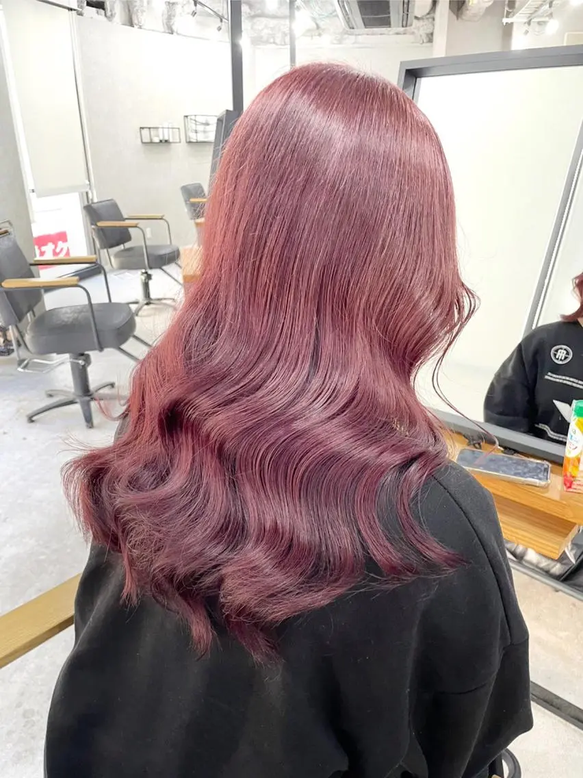 ロング カラー ショートボブ バレイヤージュ ベージュカラー 黒髪 ブリーチ カット ヘアカラー ili 梅田のヘアスタイル