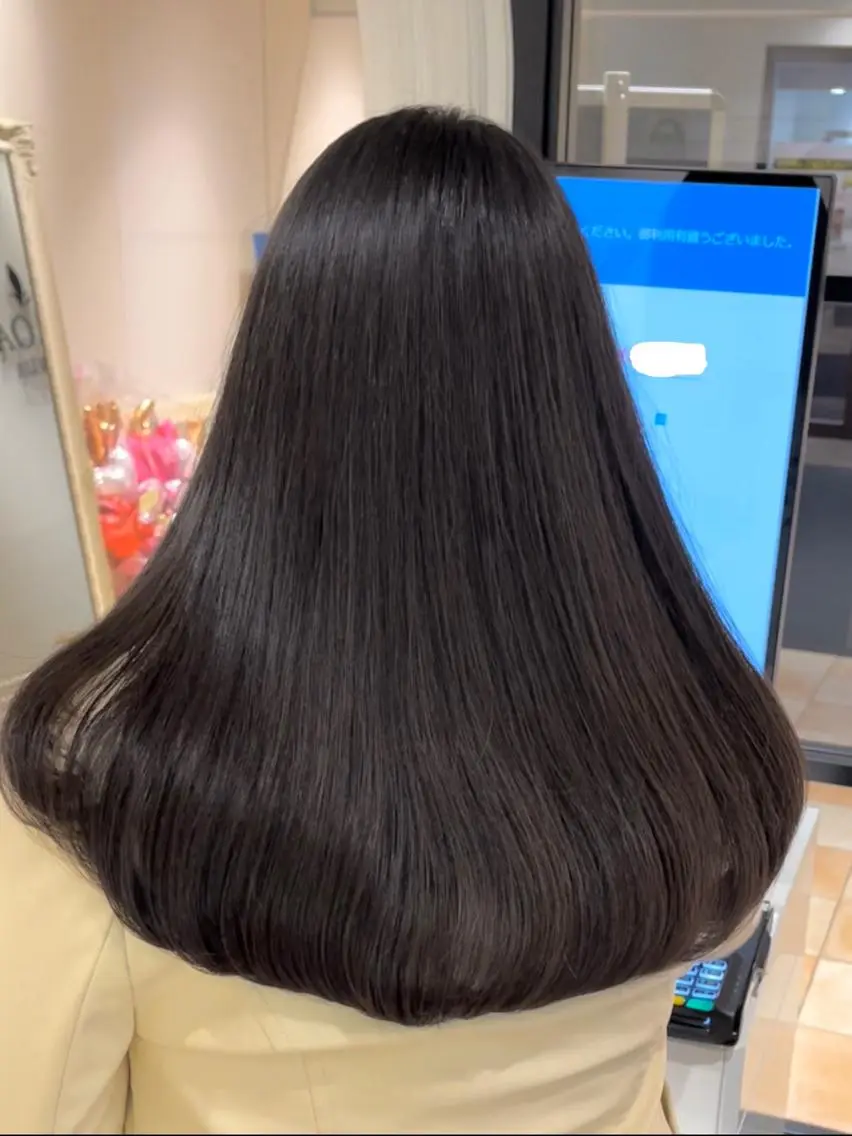 ロング カラー パーマ ヘアアレンジ イルミナカラー 髪質改善 トリートメント ストレートパーマ 縮毛矯正 トリートメント 骨格別小顔カット/ 顔周りカット/金井のヘアスタイル