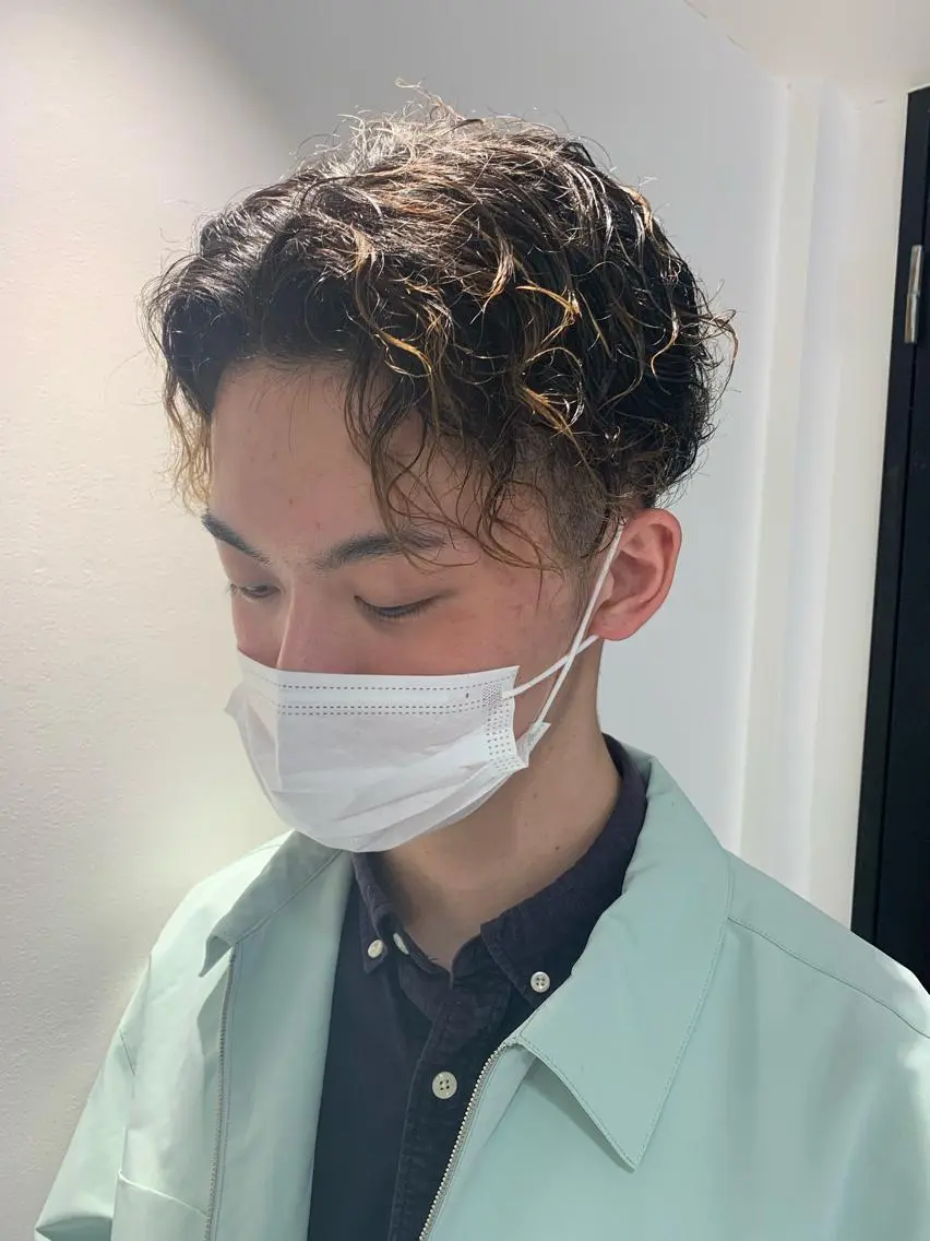 メンズ カット パーマ トリートメント ヘアセット ✨上村 潤平✨メンズヘア✨のヘアスタイル