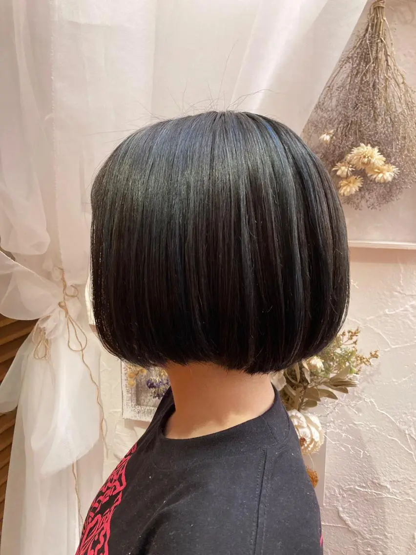 ショート カラー ヘアアレンジ デザインカラー✨ 日高桃佳のヘアスタイル