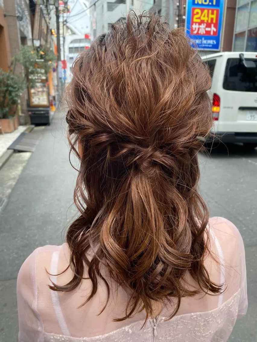 セミロング ヘアセット 🐩透明感ミルクティ ーピンクニイナ🐩のヘアスタイル