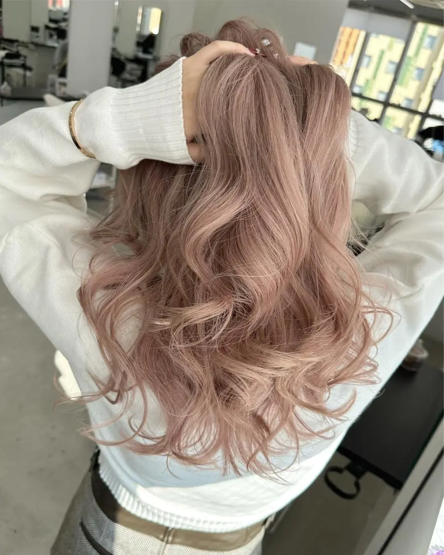 ロング ロング 佐藤 まいらのヘアスタイル