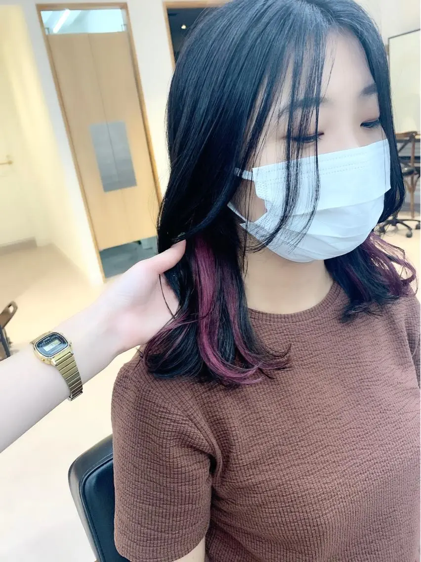 ミディアム カラー パーマ ヘアアレンジ メンズ キッズ ネイル マツエク・マツパ アイブロウ カット ヘアカラー レイヤーカット/ 巻ける縮毛矯正のヘアスタイル