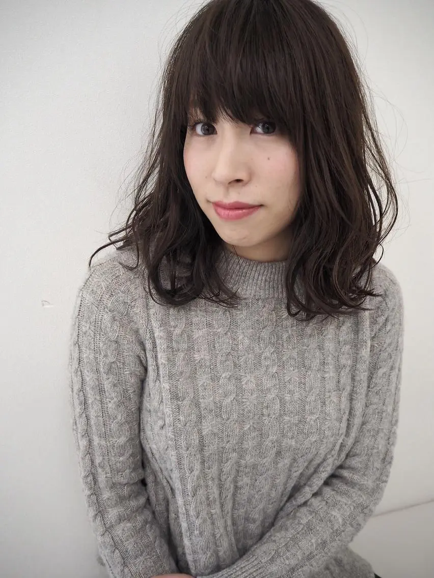 ミディアム ヘアカラー トリートメント 髪質改善縮毛矯正/暖 色カラー/ウエダカナのヘアスタイル