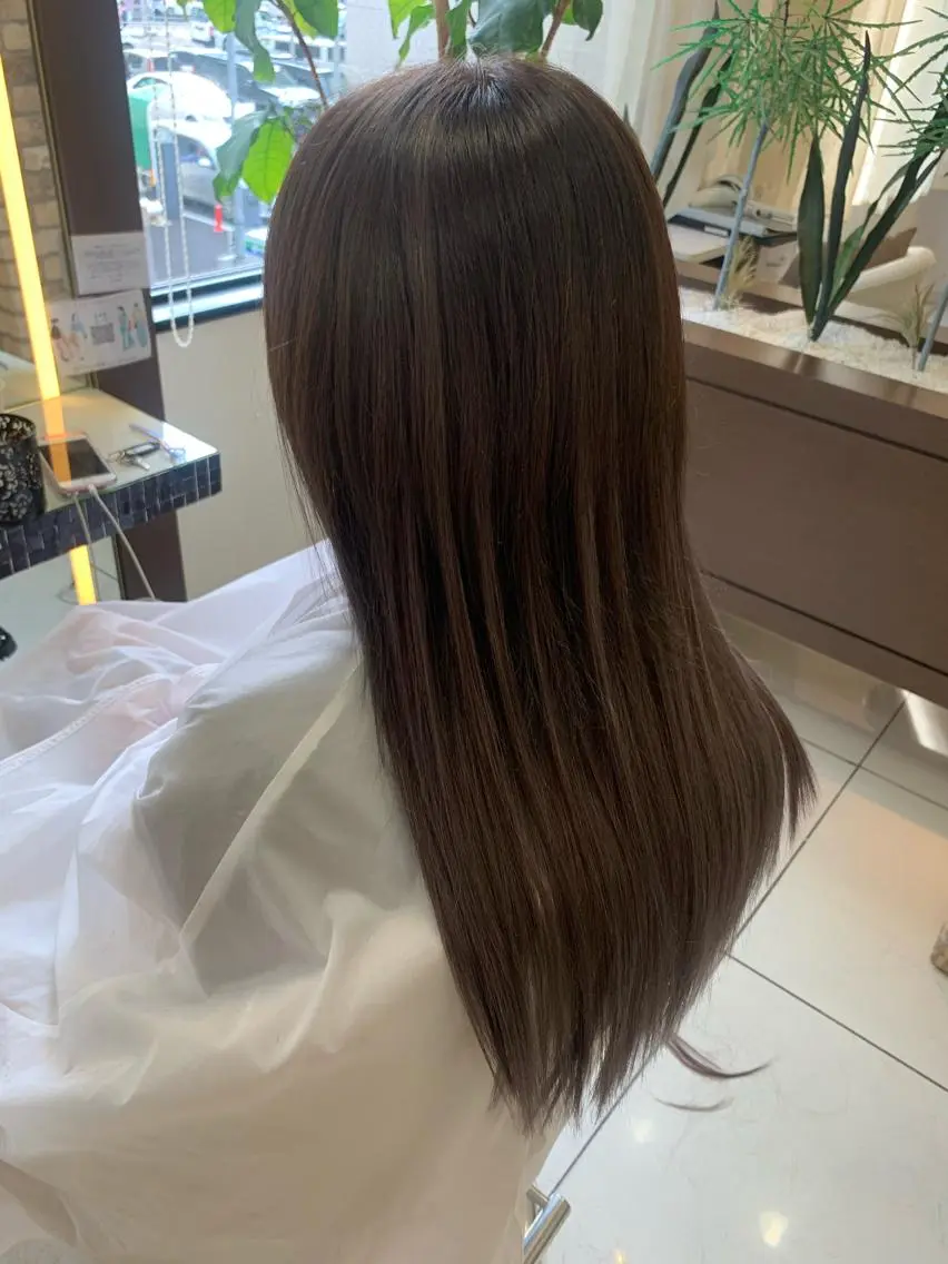 ロング カラー 羽エクステ🪽 🤍まき🤍のヘアスタイル
