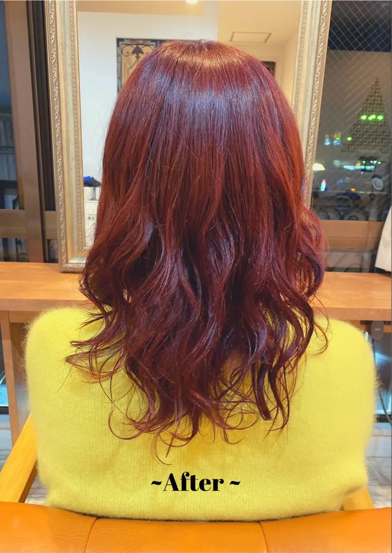 セミロング カラー レッドカラー 鈴木 香澄のヘアスタイル