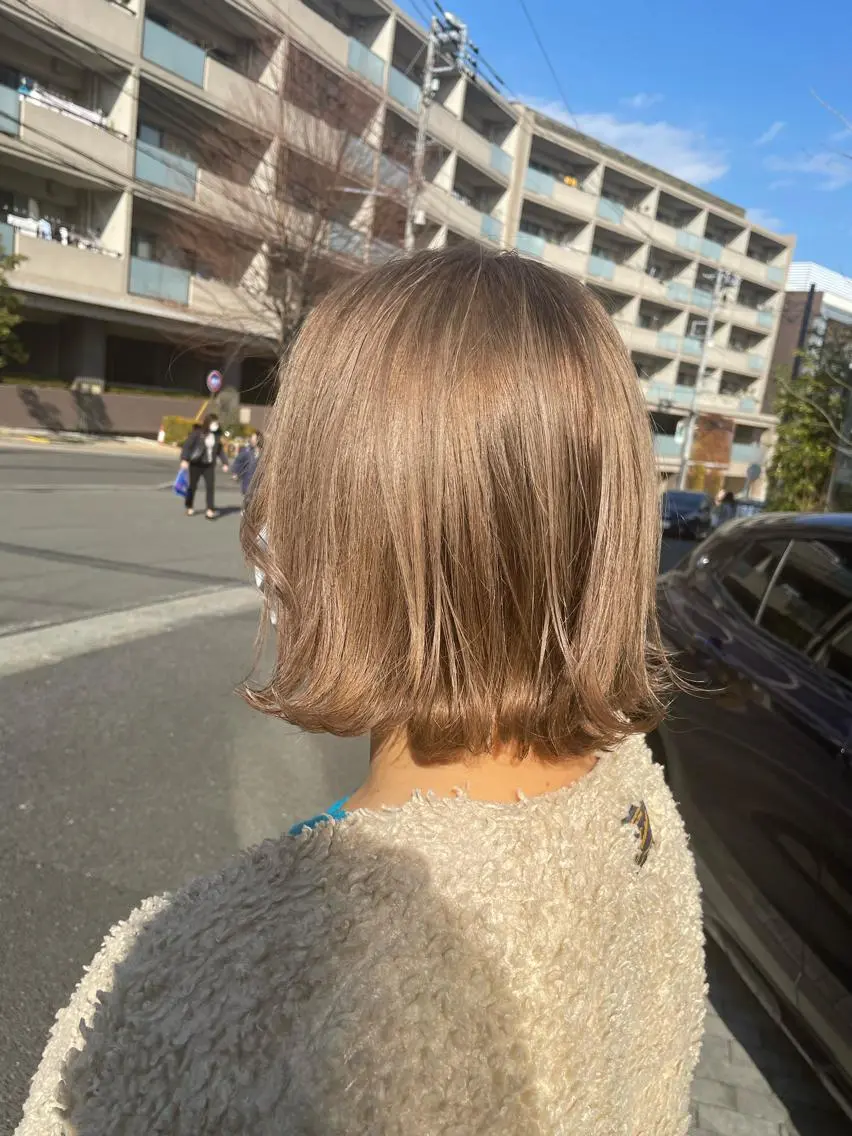 セミロング カラー ヘアアレンジ ベージュカラー ブリーチ 透明感カラー ダブルカラー インナーカラー 川崎のカラー職人🥣 kentaのヘアスタイル