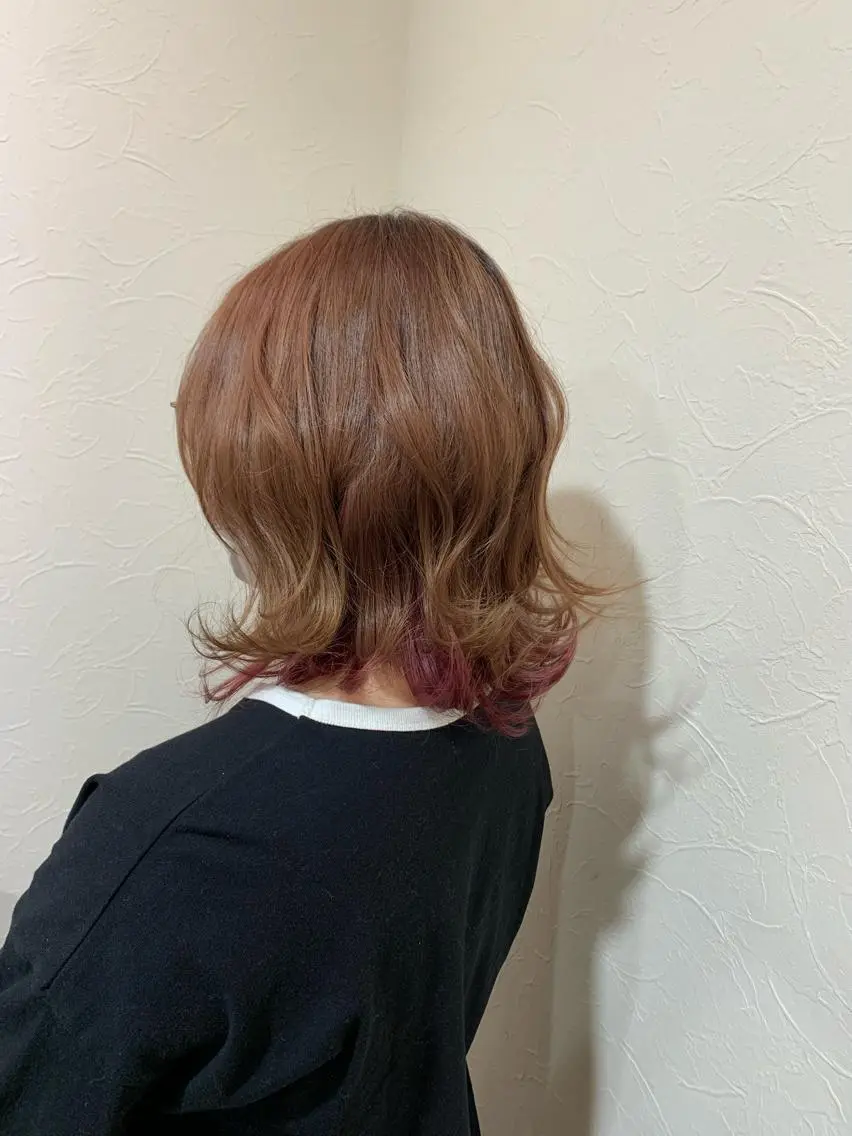 カラー こばやし もえのヘアスタイル