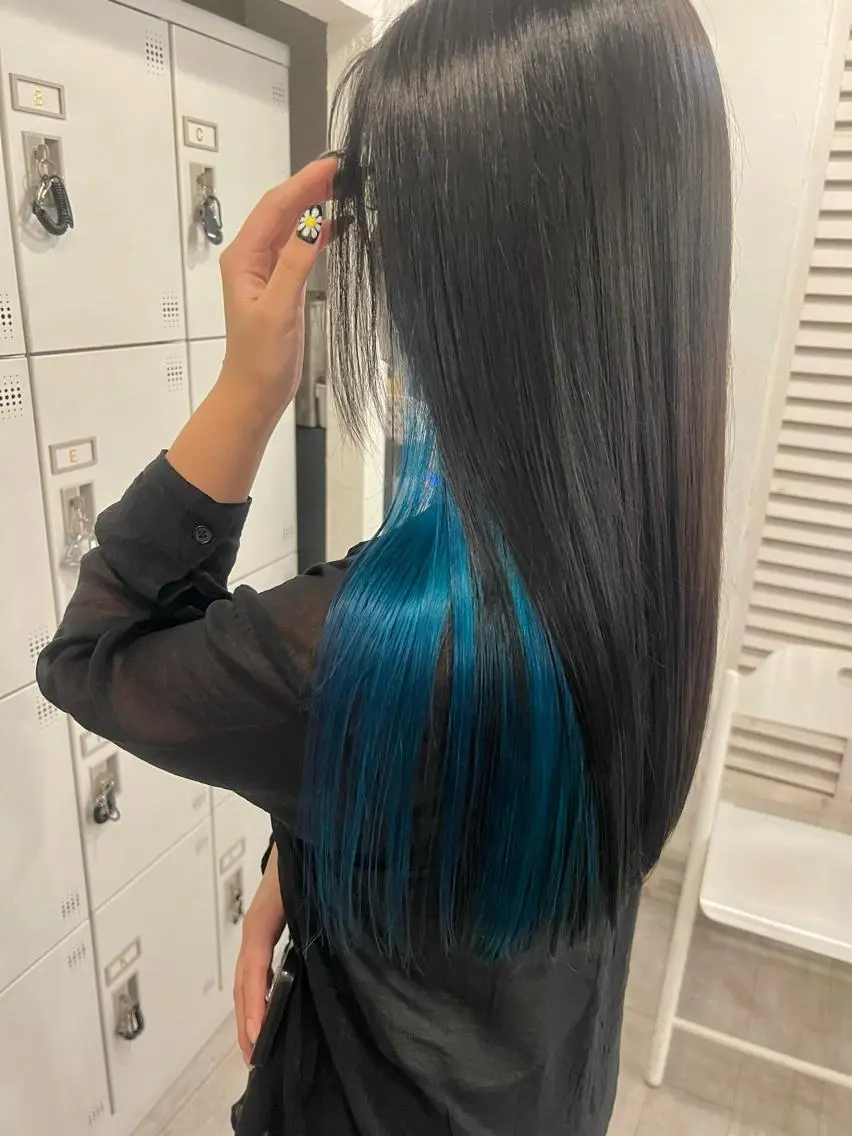 ロング カラー LAMP mashiroのヘアスタイル