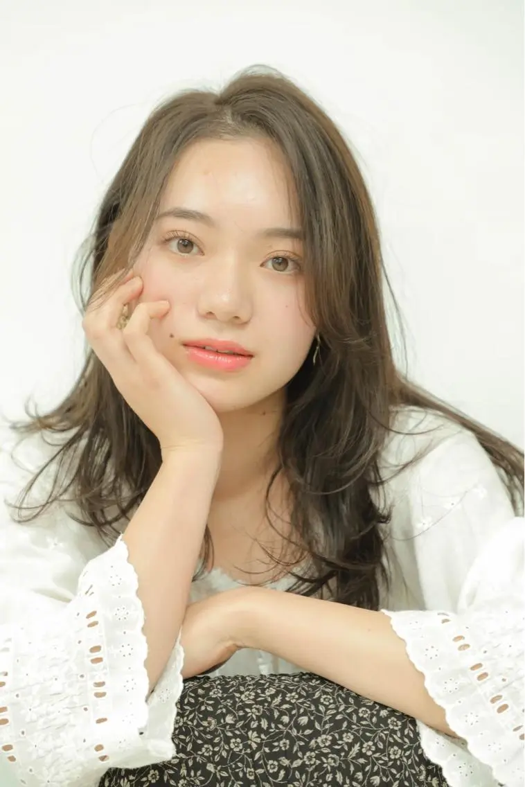マツエク・マツパ 谷 なづきのヘアスタイル