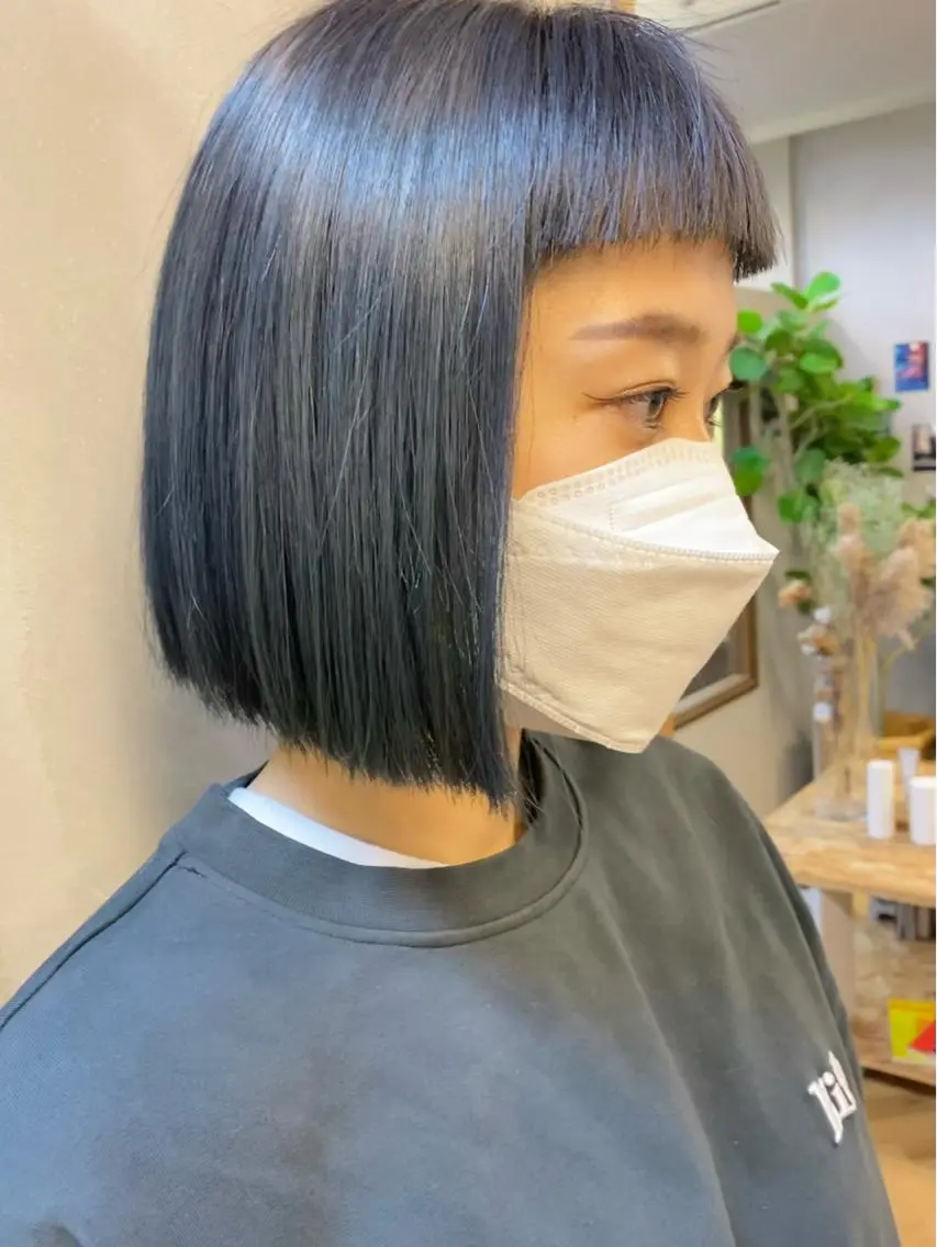 ミディアム カラー ブリーチ ブルーカラー グラデーションカラー カット ヘアカラー トリートメント ハル🌸柔色/ ブリーチなし/艶髪のヘアスタイル