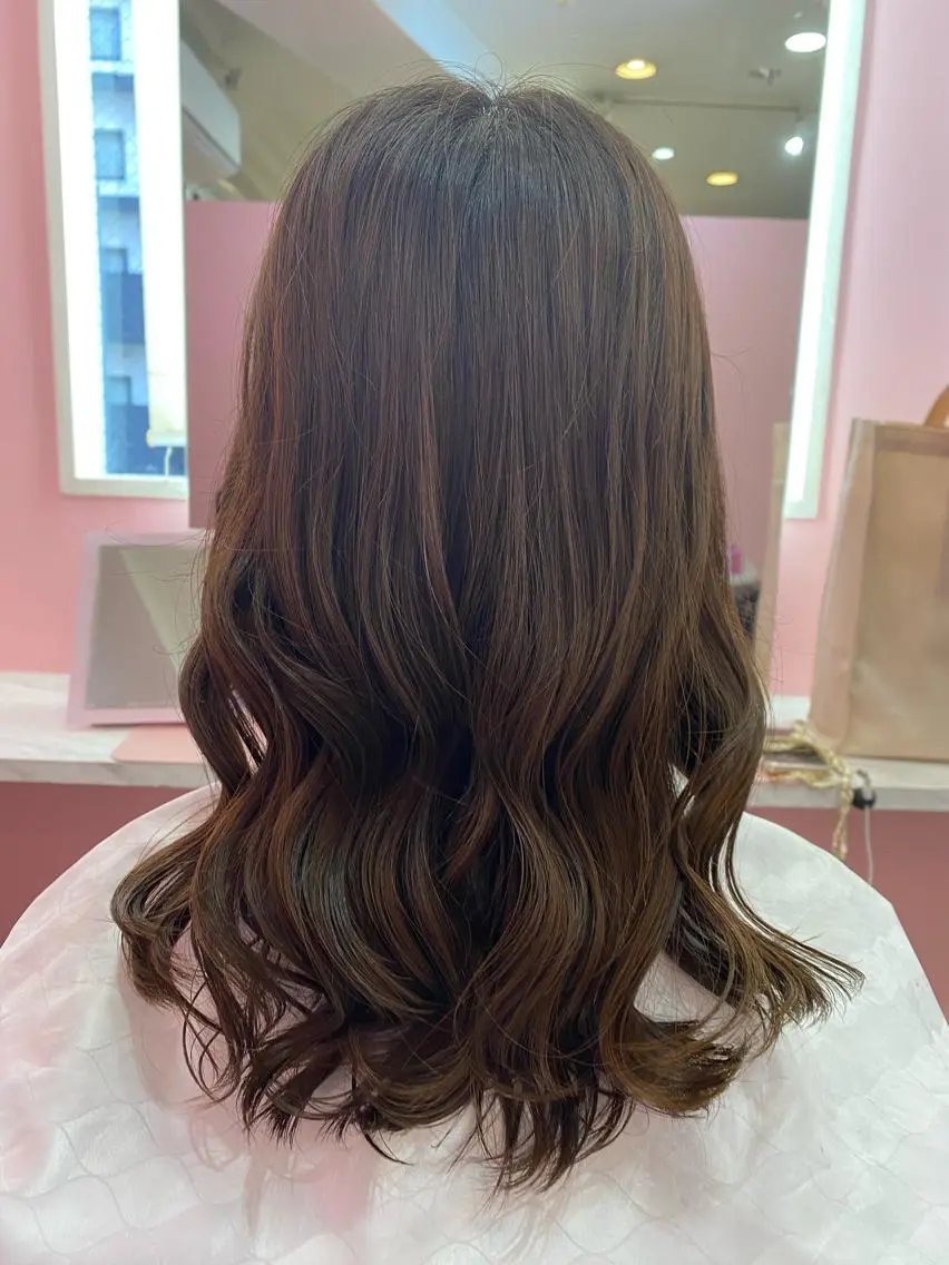 ロング momoka モデル募集のヘアスタイル