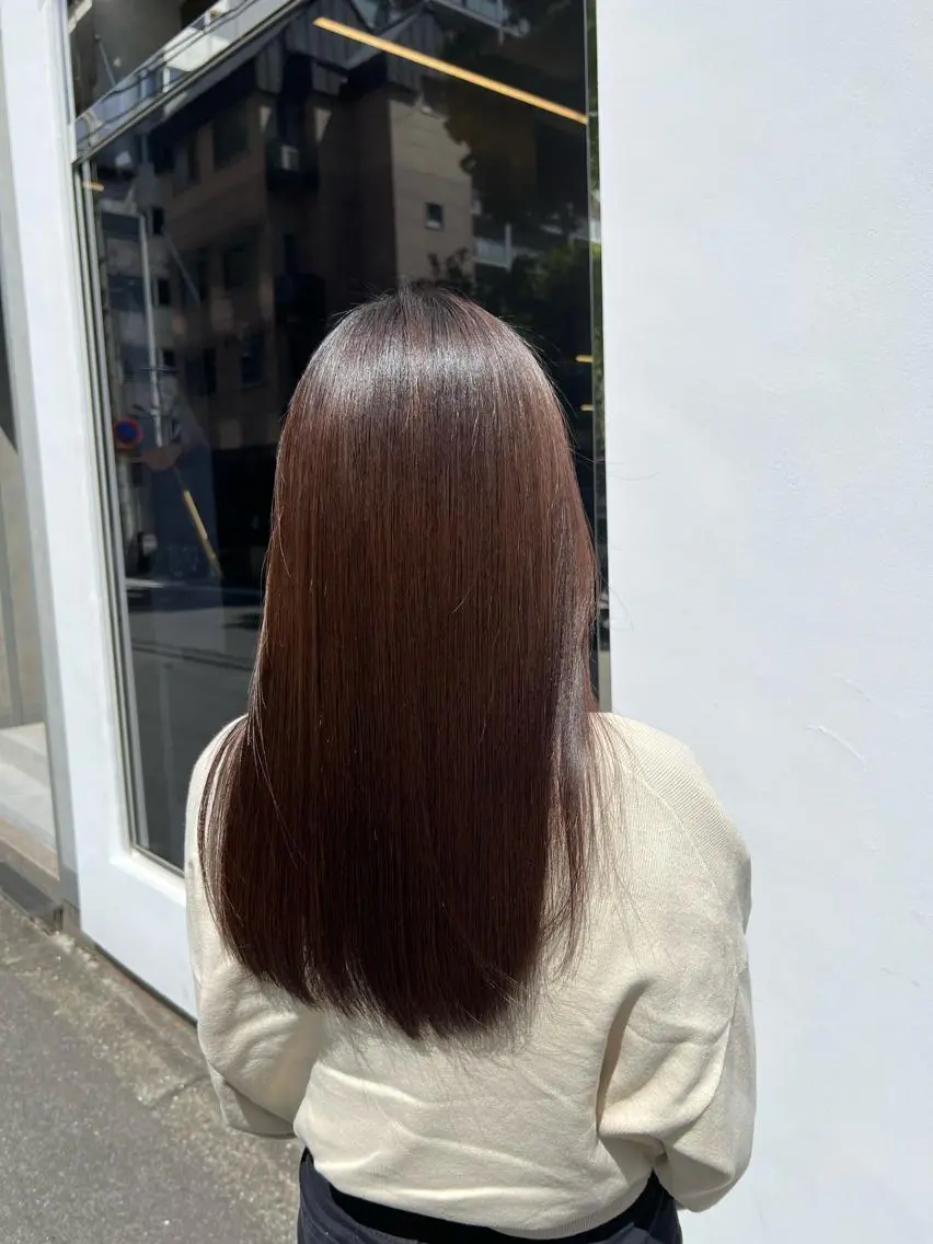 ロング カット ヘアカラー トリートメント よしのり genieeのヘアスタイル