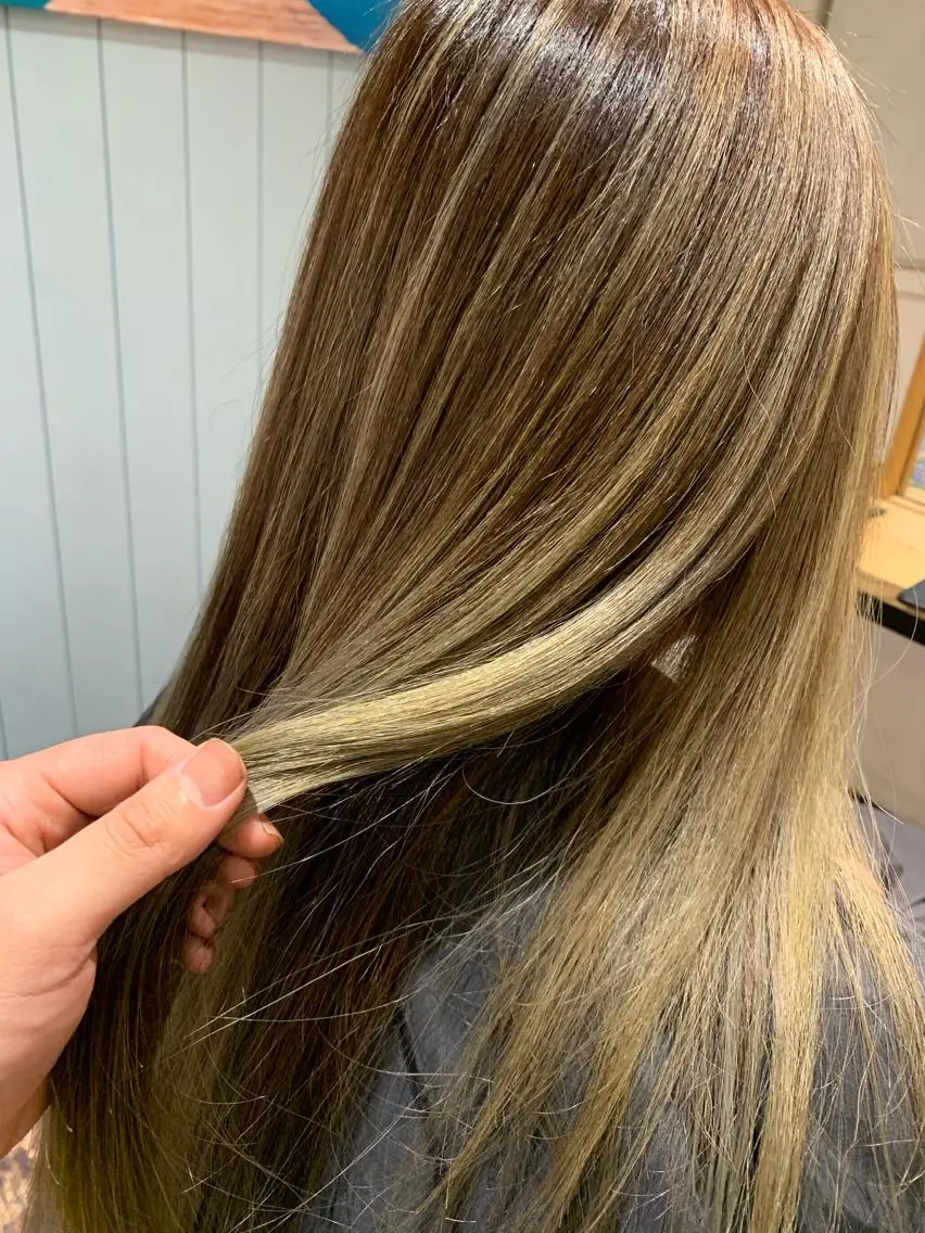 カラー ヘアカラー 菊地 良太のヘアスタイル