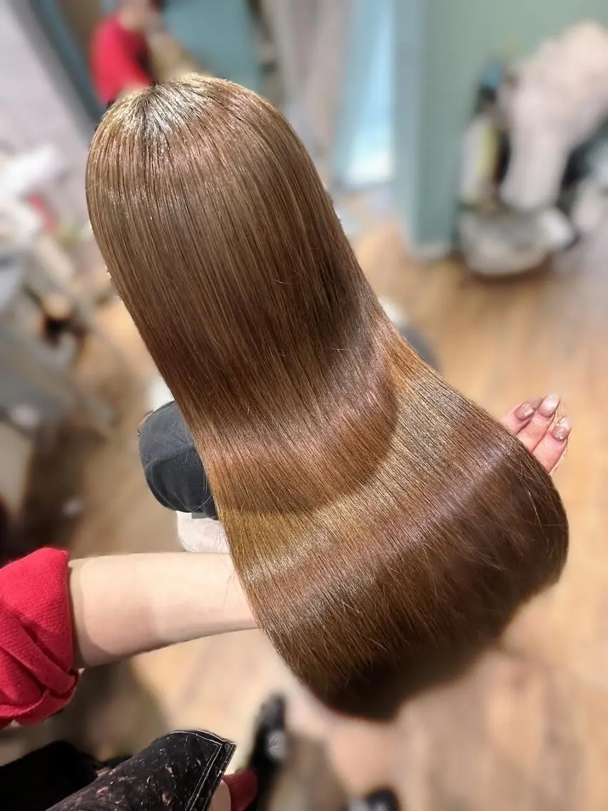ロング Mirashy 成田のヘアスタイル