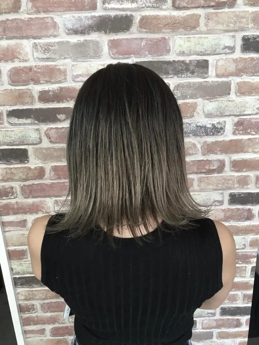 カラー グラデーションカラー ボブ hairsolon Geminiのヘアスタイル