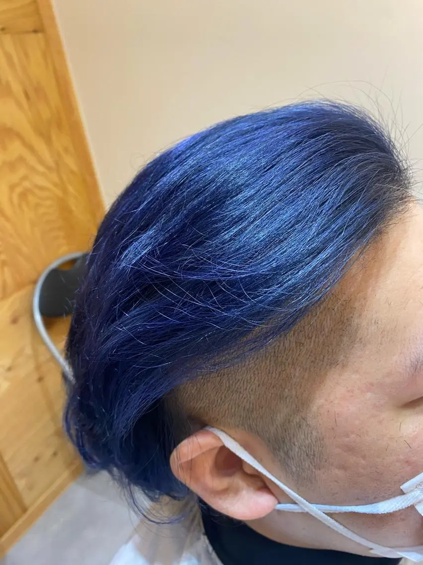カラー メンズ メンズバレイヤージュ メンズブリーチ メンズハイライト メンズハイトーン メンズインナーカラー ♡オシャ髪♡AI ✂️newi町田のヘアスタイル