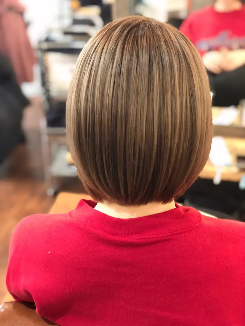 ショート カラー ショートボブ イルミナカラー ボブ ショートヘア 💇🏼ショートヘア お任せ💁🏻‍♂️のヘアスタイル