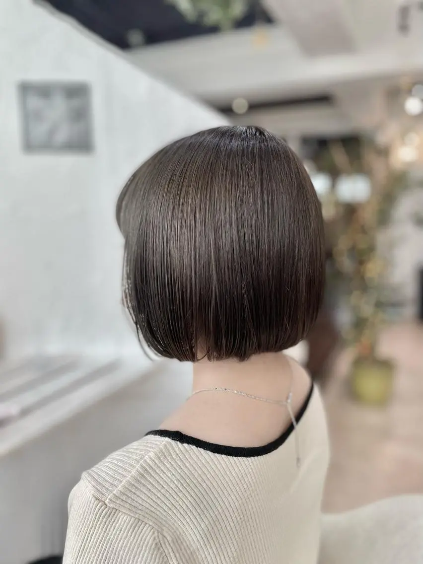 ショート アッシュ ボブ ハイライト 🌱工藤たいかい Lost  Cityのヘアスタイル