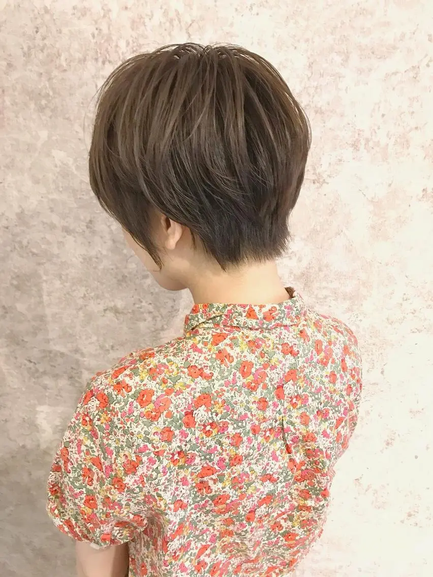 ミディアム カラー パーマ バレイヤージュ ブルーカラー ブルージュ グラデーションカラー ハイライトカラー 小顔カット✨ 透明感カラー/村上のヘアスタイル
