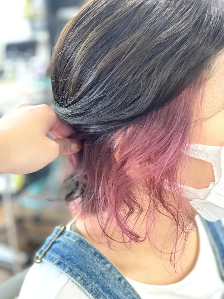 ミディアム 青木 優歩のヘアスタイル