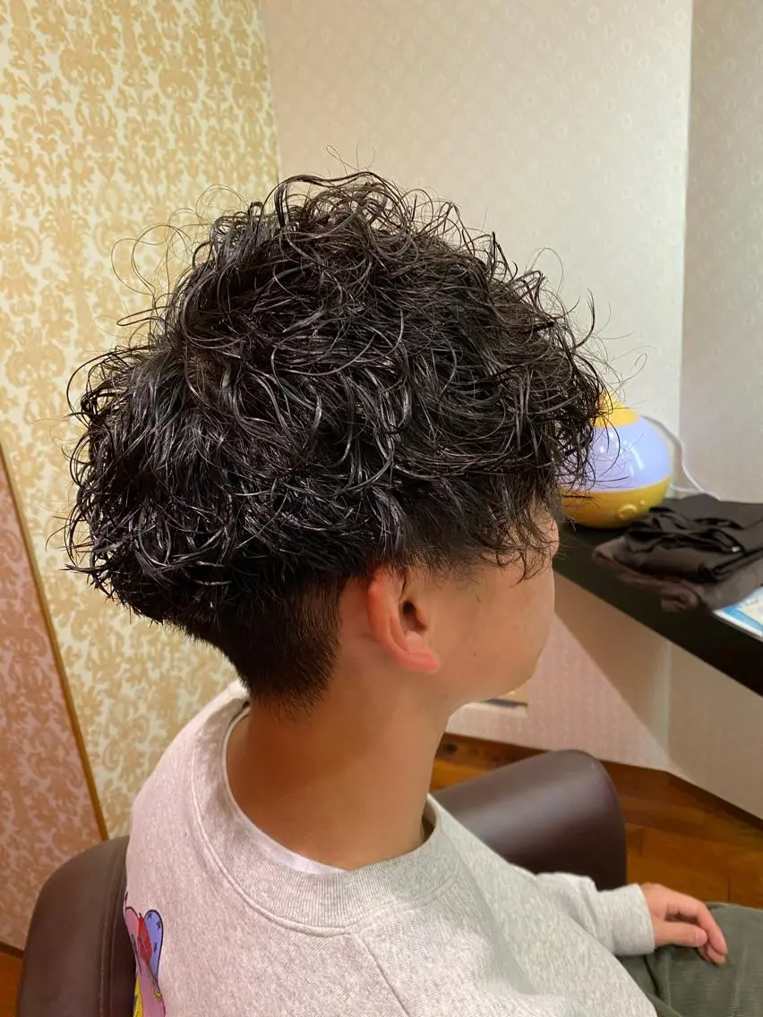 パーマ メンズ メンズパーマ スパイラルパーマ カット パーマ トリートメント 【育休中】EARTH 荒井店HARUNAのヘアスタイル