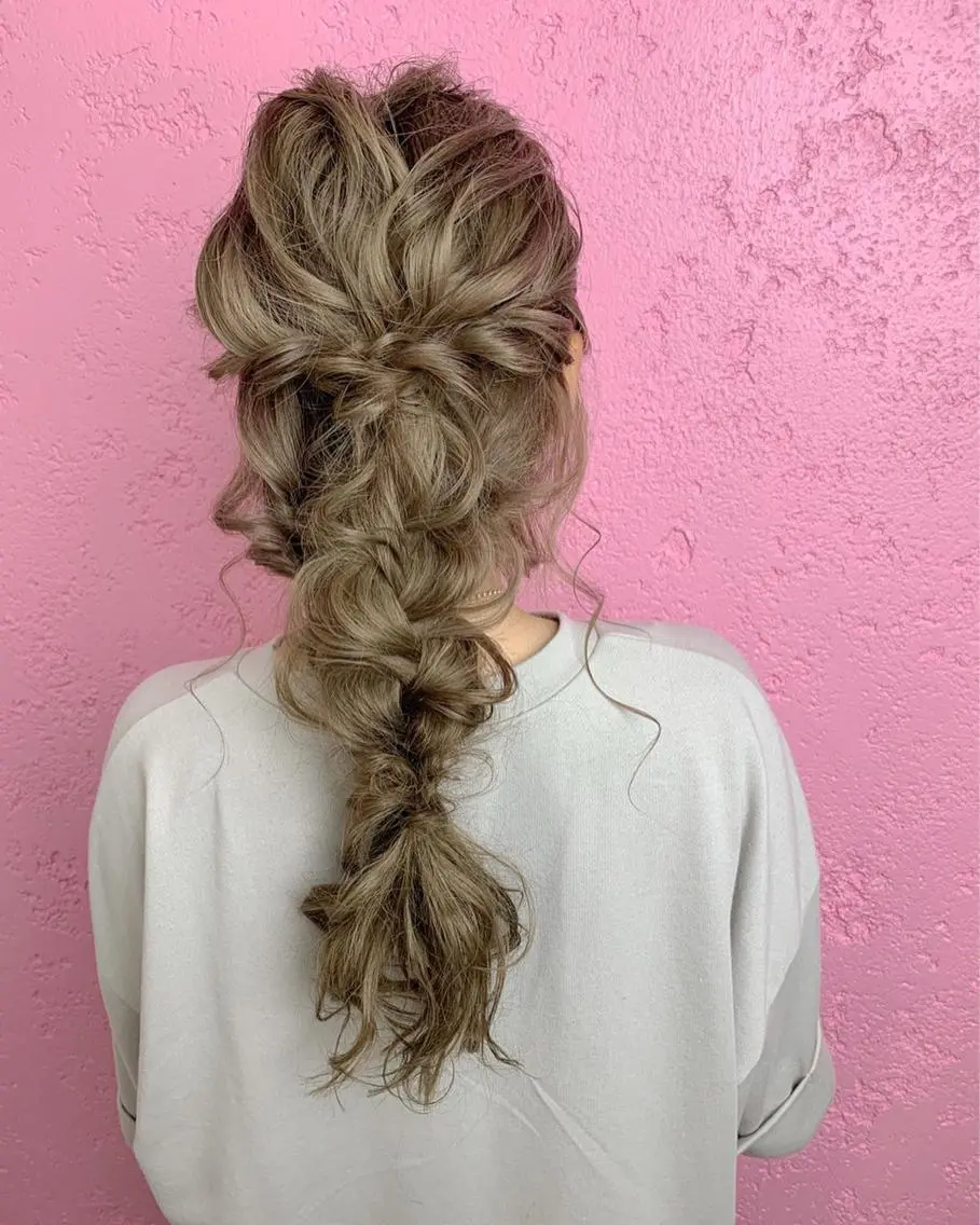 ミディアム カラー ヘアアレンジ boutique misakiのヘアスタイル