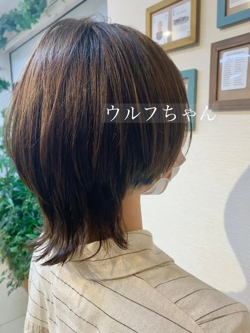 ショート カラー レイヤーカット ウルフカット ウルフレイヤー 中垣 南のヘアスタイル