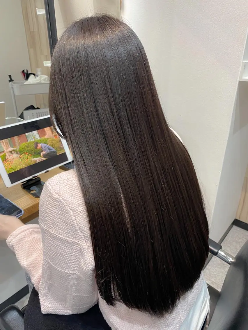 セミロング カラー カット ヘアカラー 縮毛矯正 トリートメント 【透明感、艶髪】西村 有司のヘアスタイル
