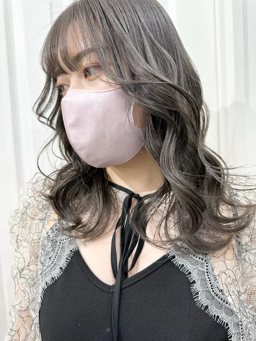 セミロング カラー カット ヘアカラー トリートメント kai .のヘアスタイル