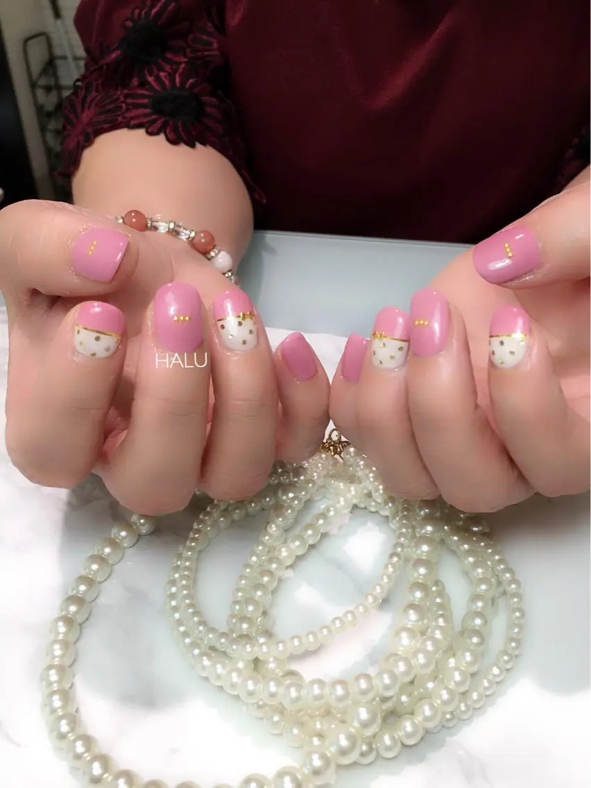 ネイル ドット ゴールド ピンク HALU ハルのネイルデザイン