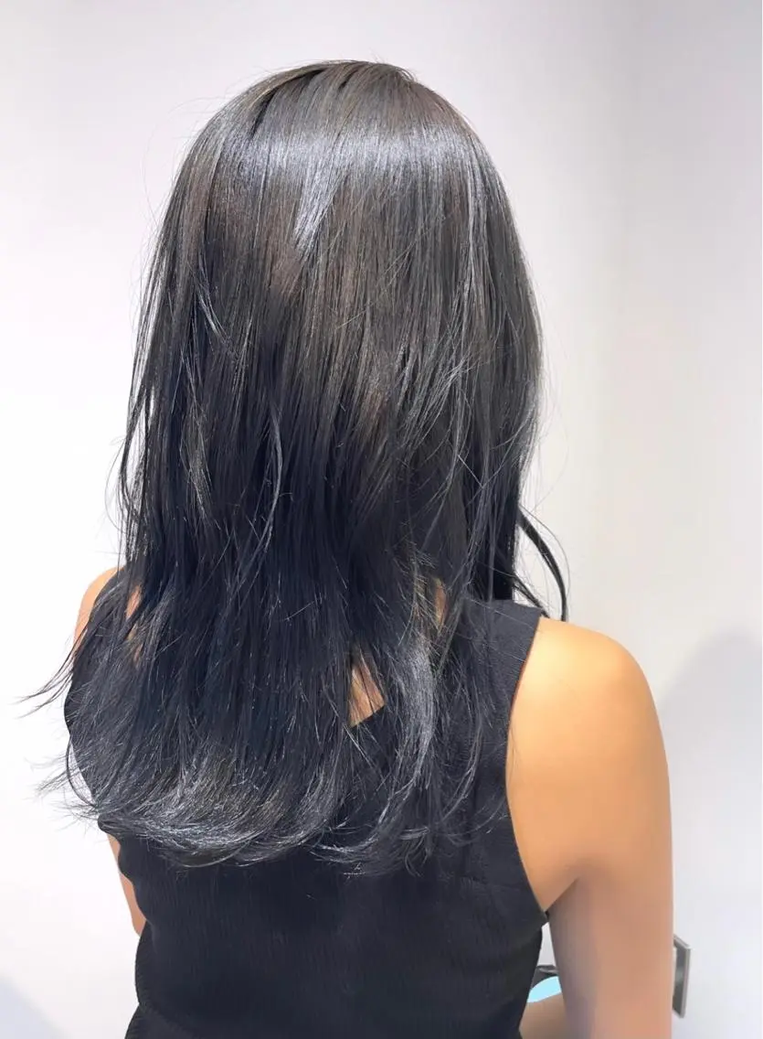 セミロング カラー アッシュ ブルーカラー ブルーアッシュ HIBIKI/原宿 ハッシュカット🪄のヘアスタイル