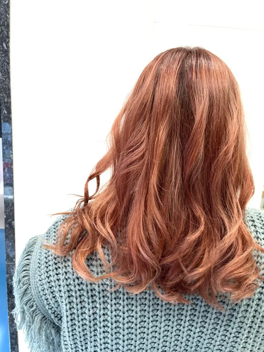 ロング カラー ブリーチ ピンクカラー カット ヘアカラー 山森 大地のヘアスタイル
