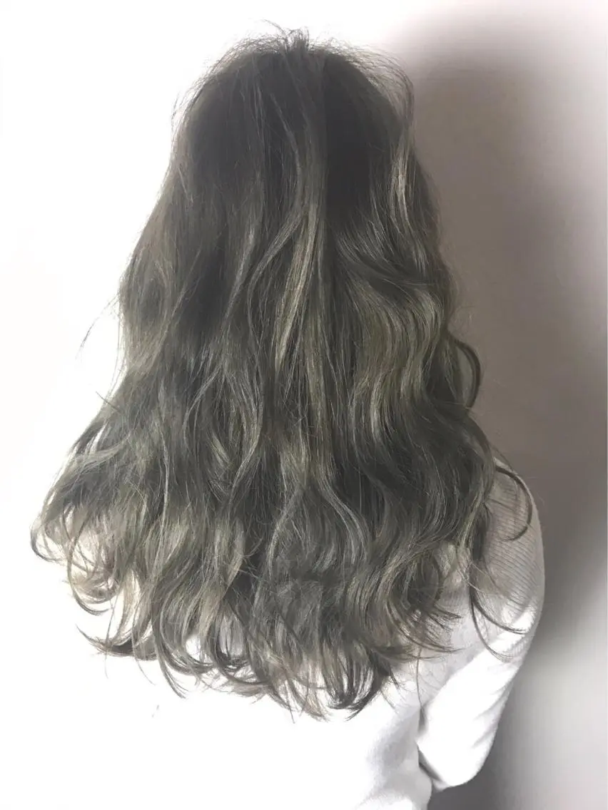 ロング カラー カット ヘアカラー トリートメント 🎊ルービック 京橋店💛のヘアスタイル
